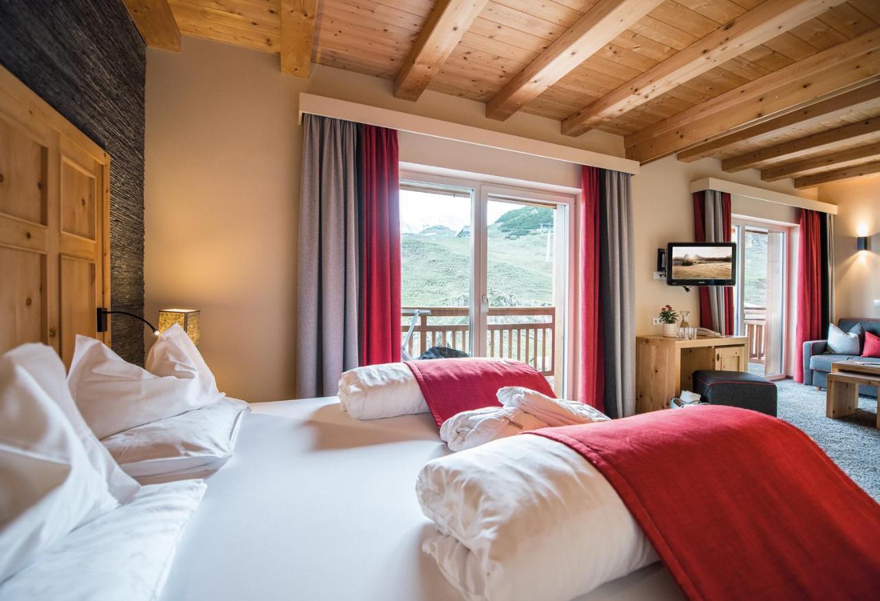 Hotel Goldknopf Alpe Di Siusi Ngoại thất bức ảnh