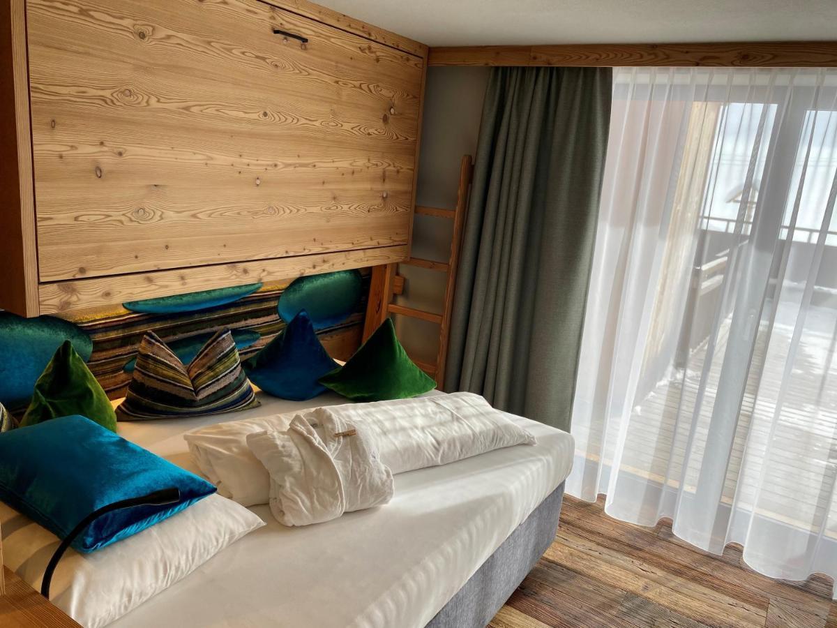 Hotel Goldknopf Alpe Di Siusi Ngoại thất bức ảnh