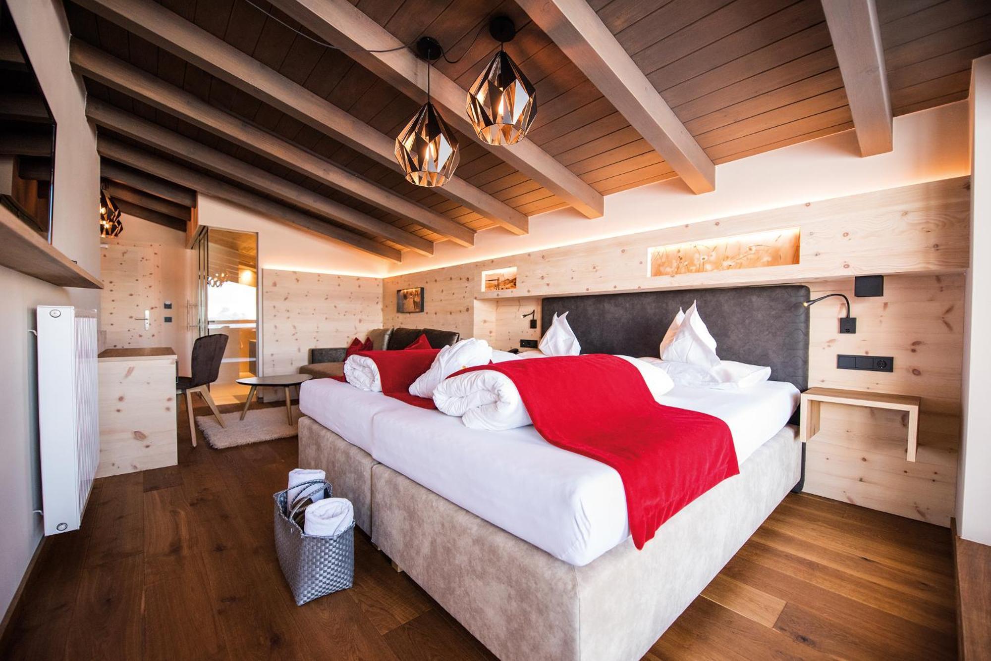 Hotel Goldknopf Alpe Di Siusi Ngoại thất bức ảnh