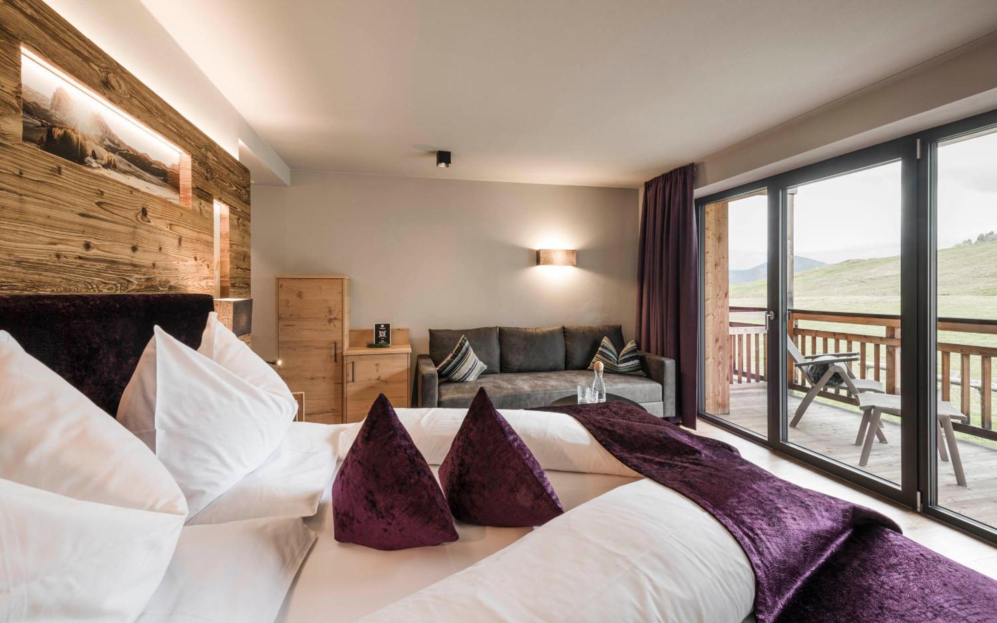 Hotel Goldknopf Alpe Di Siusi Ngoại thất bức ảnh
