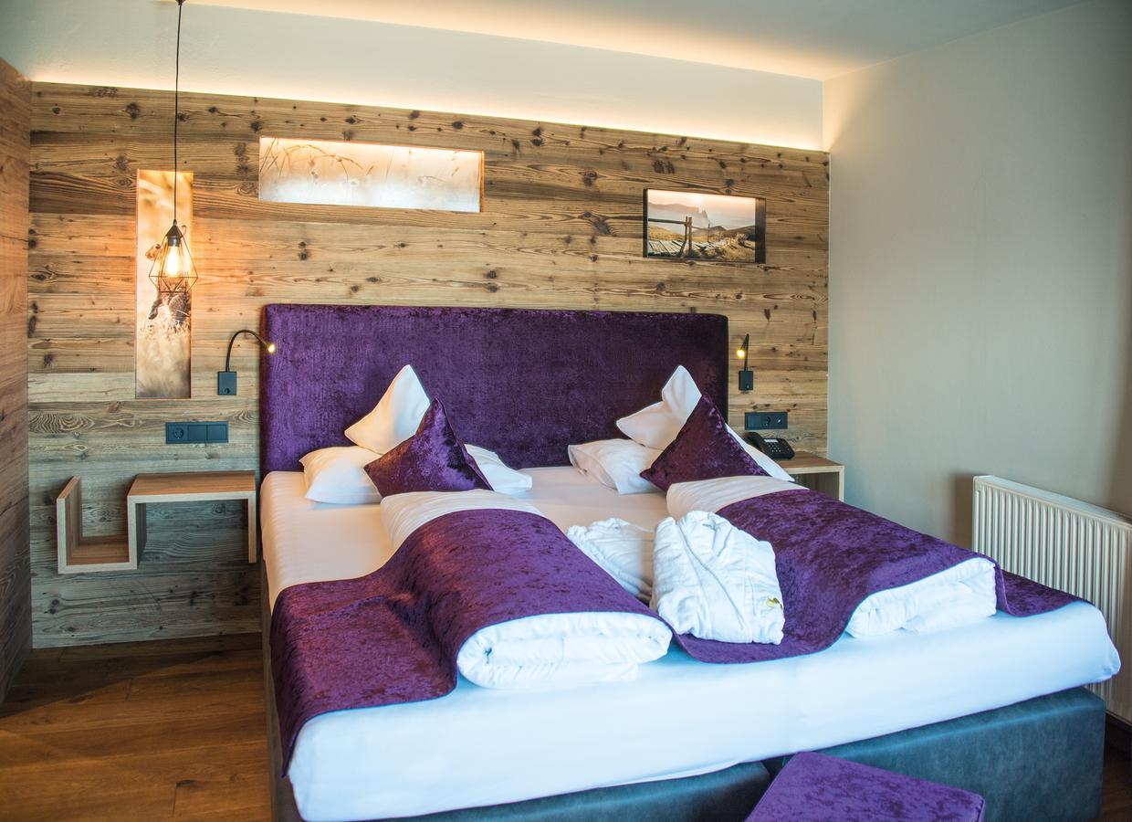 Hotel Goldknopf Alpe Di Siusi Ngoại thất bức ảnh